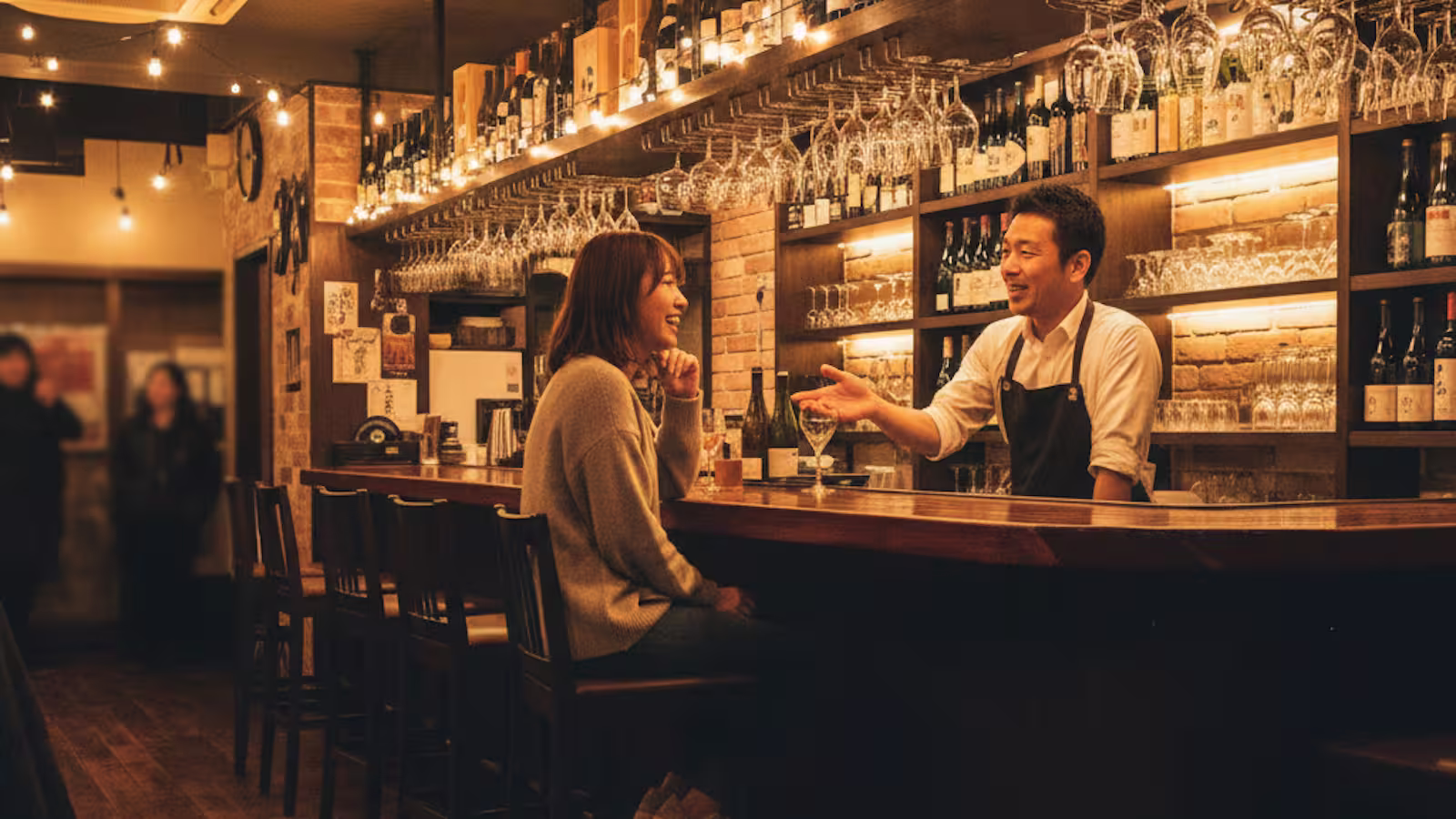 飲食店のリピート率を高める方法|口コミ・常連づくり・LINE活用まで徹底解説